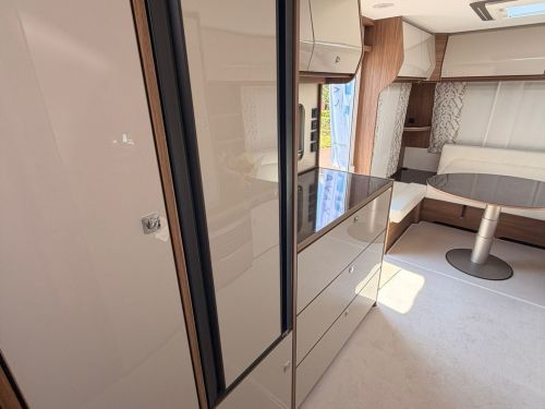 LARIMAR 590 PORTE ARRIERE / 2027