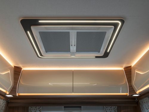 LARIMAR 620 PORTE AVANT / 2027