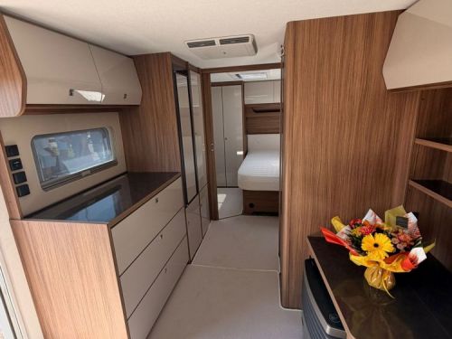 DIAMANT 520 PORTE ARRIERE / 2027