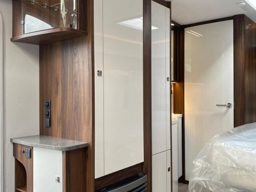 DIAMANT 520 PORTE ARRIERE / 2026